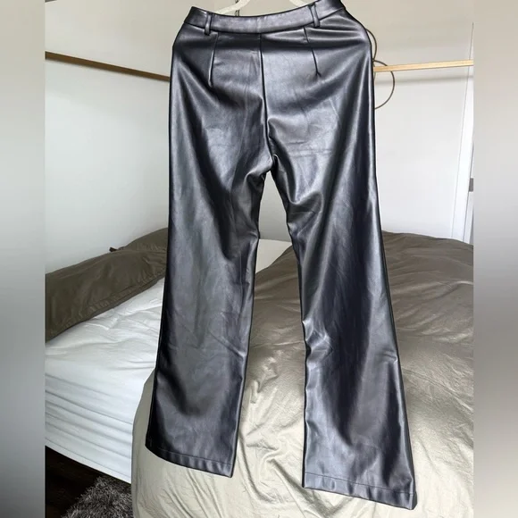 Because of Alice Black Faux Leather Wide-Leg Pants M NWT Viral Y2K Quiet Luxury - Picture 2 of 8